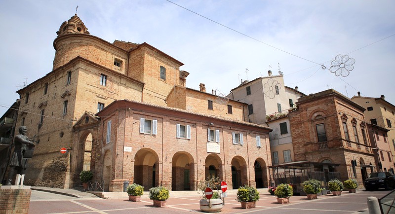 Filottrano, piazza Mazzini